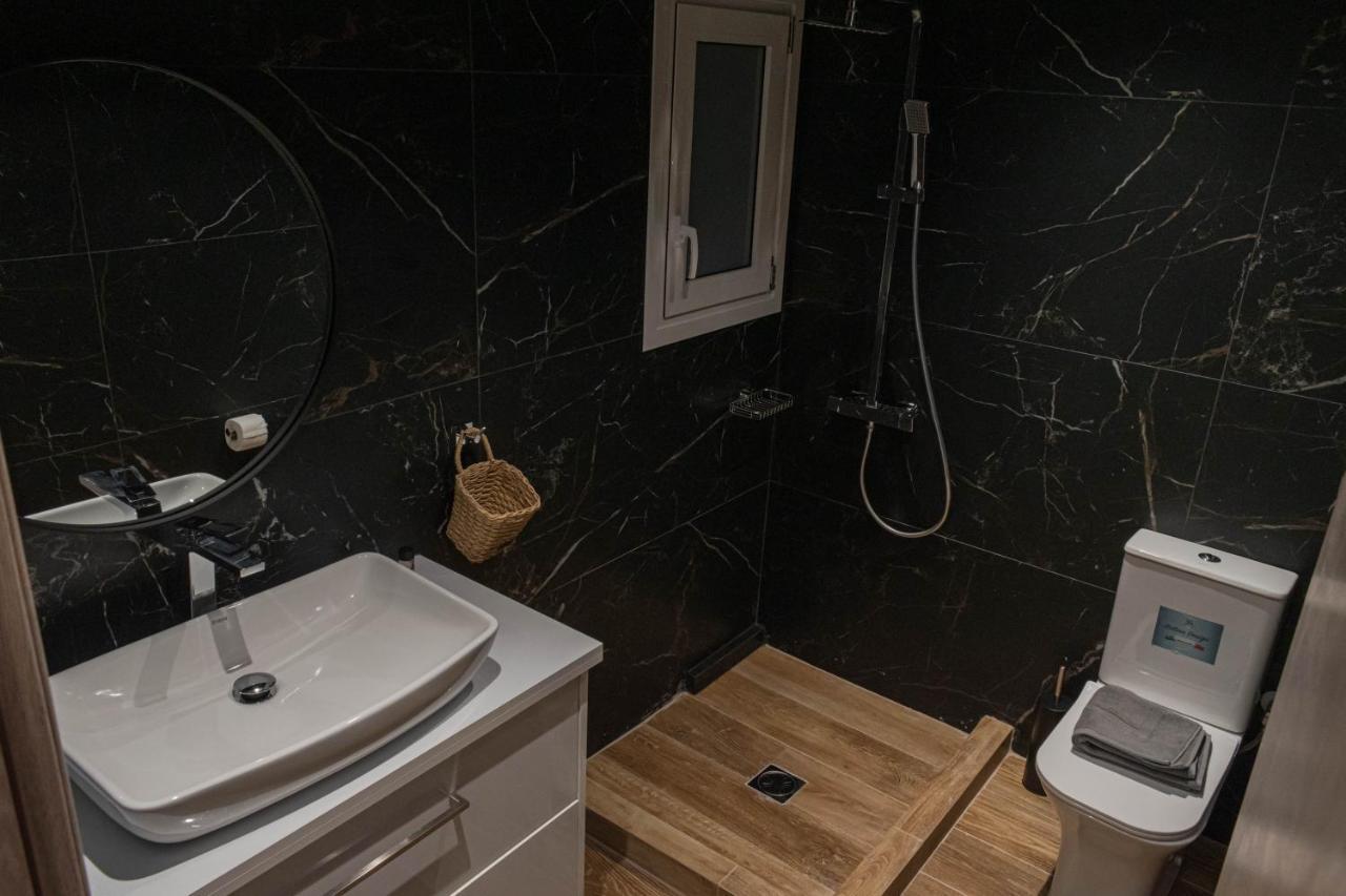 Athens Jacuzzi Apartment מראה חיצוני תמונה