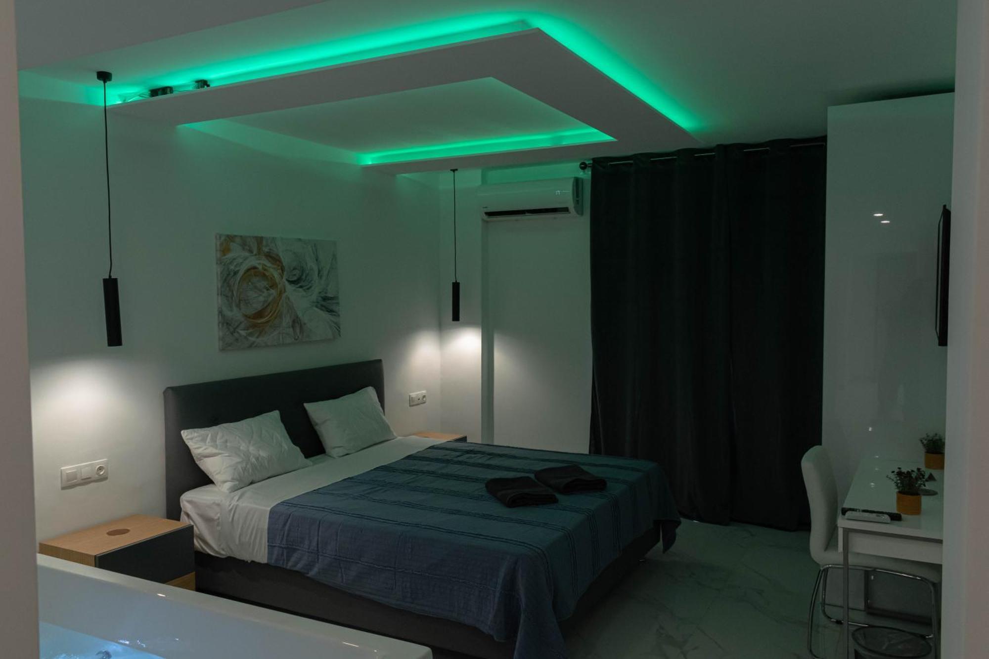 Athens Jacuzzi Apartment מראה חיצוני תמונה